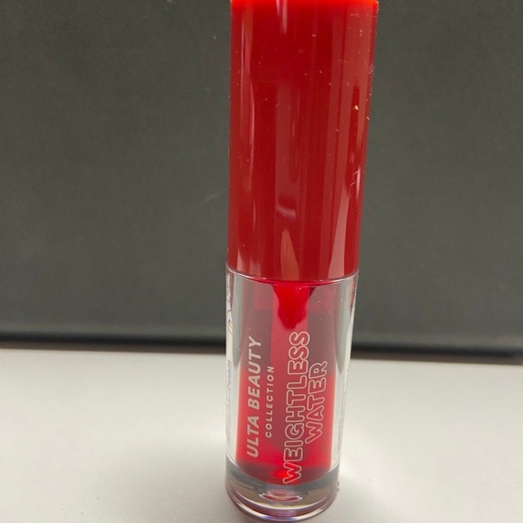 *SOLD* Ulta Weightless Water Lip Stain - Cherry Pie - Picture 1 of 2